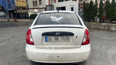 Ambulansa yol vermeyen konvoydaki araç sürücüleri yakalandı