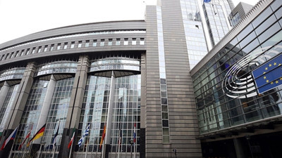 Yolsuzluk soruşturmasında iki milletvekilinin dokunulmazlığı kaldırılıyor