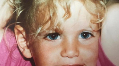 Ünlü oyuncu Bige Önal 33. yaşını çocukluk fotoğrafıyla kutladı