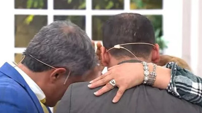 Esra Erol stüdyoda gözyaşlarına boğuldu