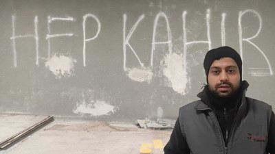 Maaşını alamayan işçiler şehir hastanesi inşaatında greve çıktı