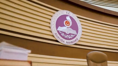 CHP’den AYM başkanlığı için flaş iddia: Saray’dan aradılar