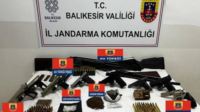 Balıkesir'de operasyon: Silah ve uyuşturucu madde satışına gözaltı