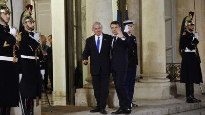 Netanyahu ve Macron, Paris’te bir araya geldi