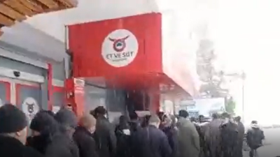 Eksi 5 derecede ucuz et kuyruğu. Erzurum'da Ağla sevgili yurdum ağla fotoğrafı. Enflasyonu düşük gösterenler utansın