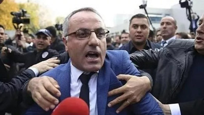 Akit’ten kovulan Mehmet Özmen olay yaratacak açıklamalar yaptı. Erdoğan'ı özel olarak etiketledi