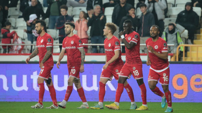 Kümeden uzaklaştı. Antalyaspor Gaziantep FK'yı tek golle geçti (04 Şubat 2023)