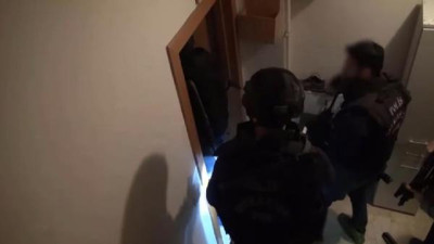 İstanbul'da DEAŞ operasyonunda 15 şüpheli tutuklandı