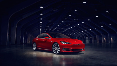 Tesla meraklılarına kötü haber: Fiyatlar zamlandı