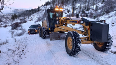 Mersin'de karla mücadele çalışmaları başladı