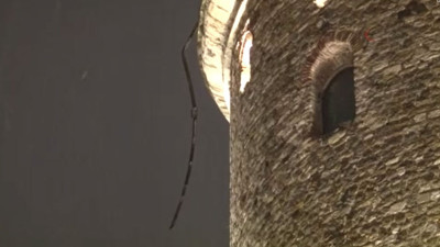 Galata Kulesi'nin korkulukları koptu