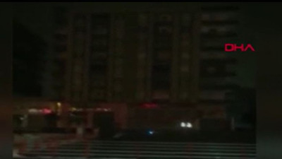 Diyarbakır'da deprem 5 katlı binayı böyle yıktı