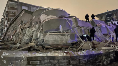 Osmaniye Valisi: 65 bina yıkıldı