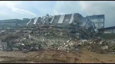 Ultraslan grubu: Enkazdan 10 kişi çıkardık. Hala insanlar var