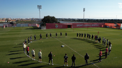 Benfica'dan depremzedeler için saygı duruşu