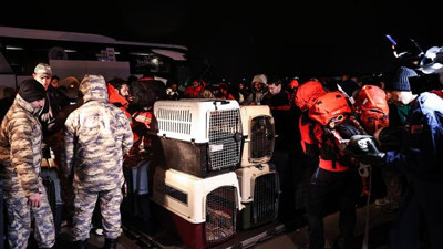 İspanya'dan gelen arama kurtarma ekibi Adıyaman'a gitti