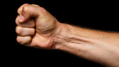 Sağ yumruk hafızayı nasıl güçlendiriyor?