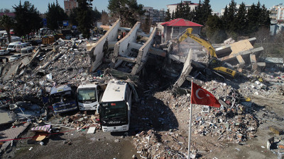 Flaş... Flaş... Deprem bölgesi okullarda 2. dönem şartı aranmayacak
