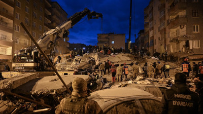 Enkaz altında hakem de var: Ali Koç açıkladı