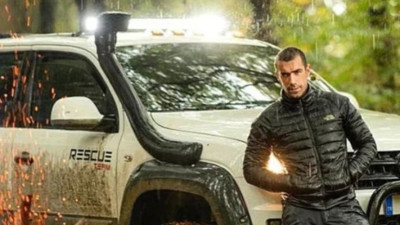 İbrahim Çelikkol Hatay'da köy köy dolaşıyor. Ulaşılamayan 30 köye ulaştı