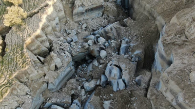 Ürperten görüntü depremin 5. günü ortaya çıktı. Cehennem yarığı gibi