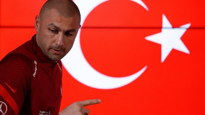 Burak Yılmaz'dan yardım açıklaması: Bir o kadar da ben yardım yapacağım