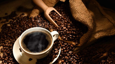 Kahveyi sakın böyle içmeyin. Zararları büyük oluyor