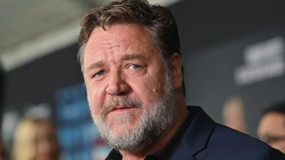 Russell Crowe deprem paylaşımıyla herkesi duygulandırdı. Türkiye'yi unutmadı