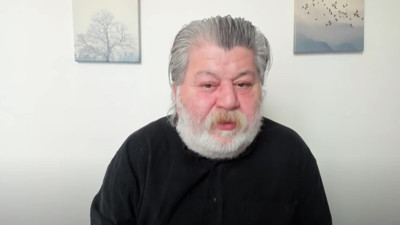 Aziz Nesin’in oğlu Erdoğan’ın tartışılan bakışının anlamını açıkladı