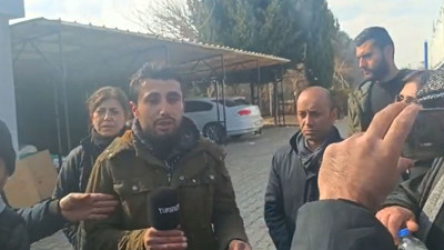 'Bize kefen gönderin' dedi babası konuşan oğlunu korkudan engellemeye çalıştı