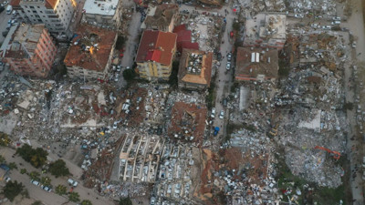 Bild korkunç tabloyu böyle açıkladı. Depremde Anadolu fiilen koptu