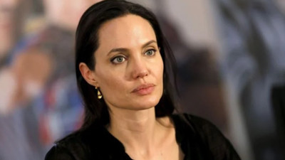 Angelina Jolie o acılı babanın fotoğrafını paylaşıp yardım istedi