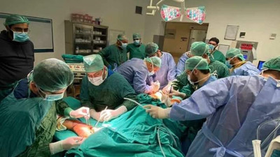 'Giderlerse gitsinler' dedikleri, yani doktorlar depremzedelere koştu. Oy aman aman burası Adıyaman