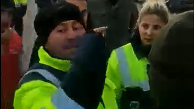 AFAD 'Biz kurtardık' diye şov yaptı. Ankara Büyükşehir Belediyesi ekipleri uğraştı uğraştı AFAD 'Çekil biz geldik' dedi.