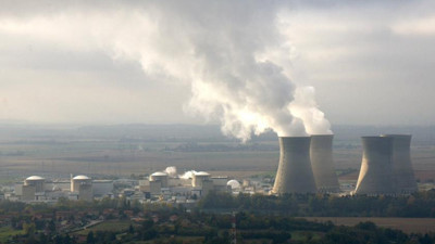 Fransa'nın en eski nükleer santralinde radyoaktif sızıntı tespit edildi