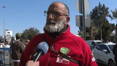 İspanyol ve Slovak kurtarma ekipleri zehir zemberek suçlama yapıp gittiler. “Türk hükümeti enkazlara iş makineleriyle girme kararı aldı; bunun parçası olamayız”