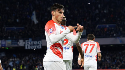 Eljif Elmas'tan Türkiye için deprem çağrısı. Napoli'den yıldızlar da katıldı