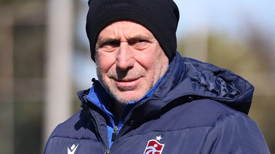 Türkiye tek yürek tek renk oldu. Avcı Basel maçının 11'ini belirledi