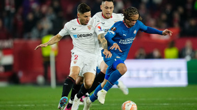 Sevilla PSV'ye fark attı