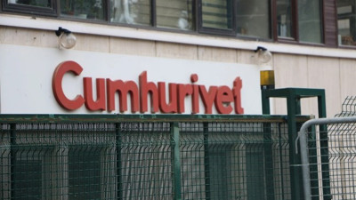 Cumhuriyet gazetesi yazarı hayatını kaybetti