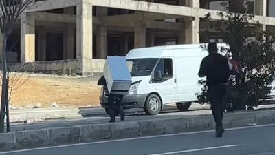 Yağmacılar bisiklet ve çamaşır makinesi çaldı. Bu günler geçer ama bu görüntüler unutulmaz