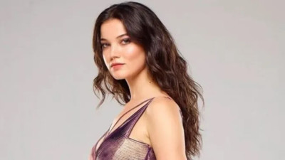 Pınar Deniz: Türkçe'yi İlkokuldan sonra öğrendim. Ünlü oyuncudan hayranlarını şaşırtan itiraf