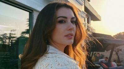 Burcu Özberk'ten Diyanet'in 'evlatlık' fetvasına sert tepki. "Aklımızla oynamayın artık"