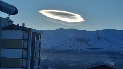 Depremden sonra Van ve Niğde üzerinde görüldü. Halk arasında söylentiye neden oldu