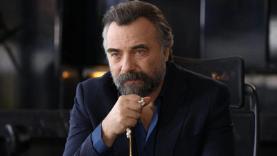 Oktay Kaynarca'nın sahte hesap isyanı. "Umarım dünya gözüyle karşımda görürüm"