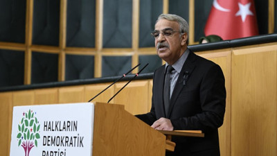 Mithat Sancar: Pişkin, sorumsuz, halkını zerre düşünmeyen bu iktidar gidecek, gitmeli. Bu iktidarı göndermeliyiz