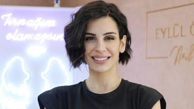 Fenomen Eylül Öztürk'ten takdir toplayan hareket. Evini depremzede aile için açtı