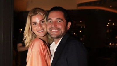 Nazlı ve Hacı Sabancı çifti müjdeyi birlikte verdi. Sabancı ailesine veliaht geliyor