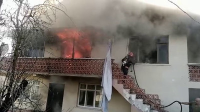 Yaşlı adam evde çıkan yangında hayatını kaybetti
