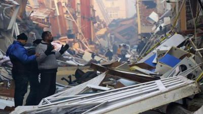 Depreme kader diyenler bu satırları iyi okusun. Depremde ailesini kaybeden gençten okurken tüylerinizi diken diken edecek paylaşım